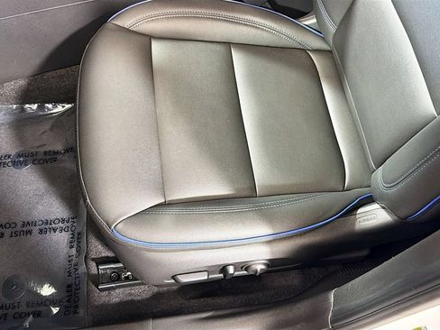 Used 2024 Buick Envista Sport Touring w/ Convenience I Package FWD image 19