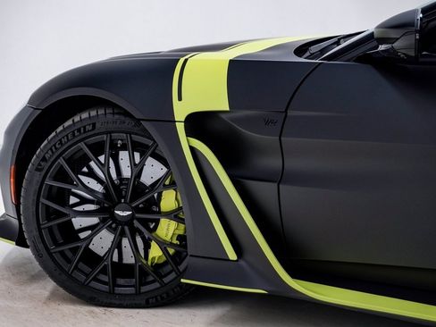 Used 2023 Aston Martin V12 Vantage V12 image 18