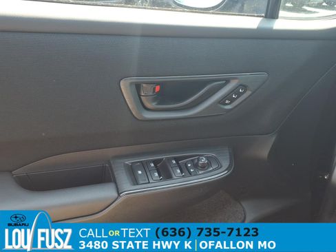 Used 2026 Subaru Outback Limited AWD/4WD image 23
