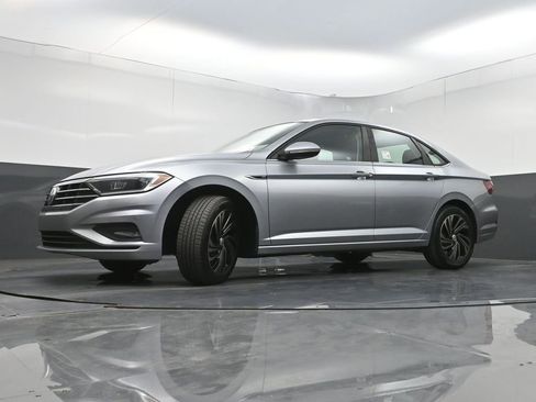 Used 2019 Volkswagen Jetta SEL Premium FWD image 26