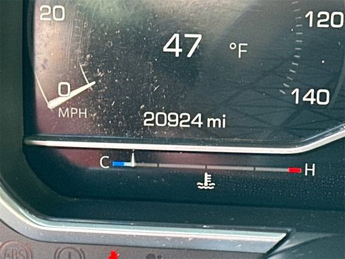 Used 2024 GMC Sierra 3500 Denali w/ Denali Reserve Package image 29