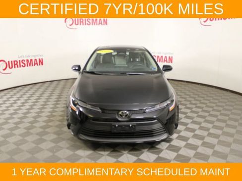 Used 2025 Toyota Corolla LE FWD image 13
