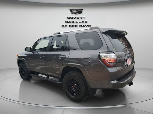 Used 2021 Toyota 4Runner SR5 Premium image 7