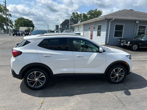 Used 2021 Buick Encore GX Select AWD/4WD image 8