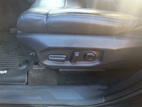 Used 2022 Toyota Tundra Platinum image 12