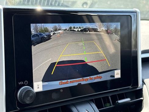 Used 2024 Toyota RAV4 LE image 20