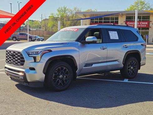 Used 2024 Toyota Sequoia Platinum AWD/4WD image 1