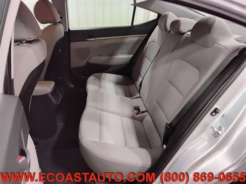 Used 2018 Hyundai Elantra SEL FWD image 13