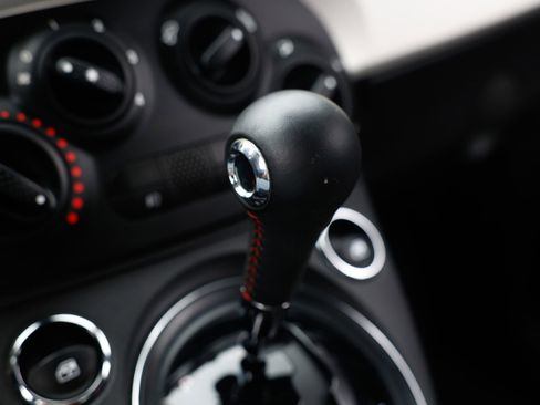 Used 2015 FIAT 500 Abarth image 38