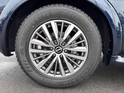 Used 2021 Nissan Armada SL w/ Captain's Chairs Package image 14