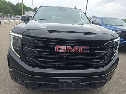 Used 2024 GMC Sierra 1500 Pro w/ Graphite Edition AWD/4WD image 10