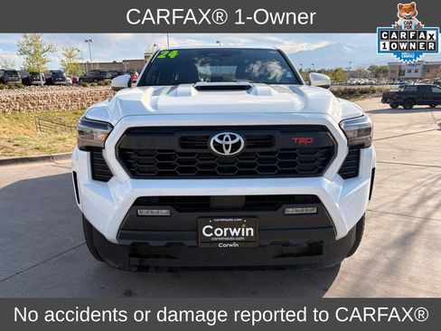 Used 2024 Toyota Tacoma TRD Sport AWD/4WD image 2
