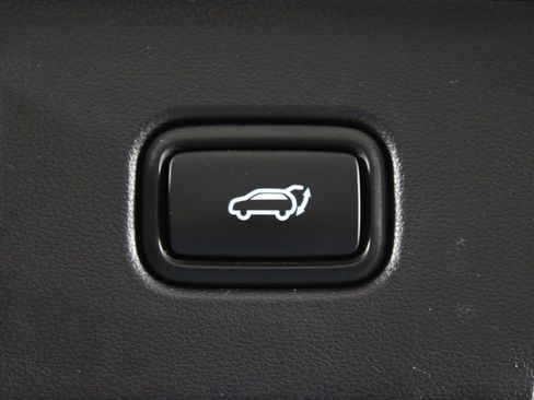 Certified 2023 Hyundai Tucson Limited image 17