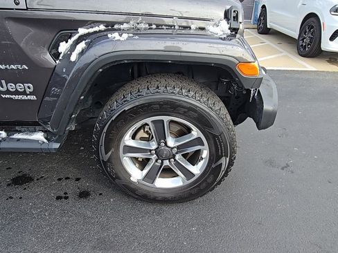 Certified 2021 Jeep Wrangler Unlimited Sahara image 9