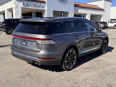 Used 2023 Lincoln Aviator Reserve w/ Equipment Group 201A image 12