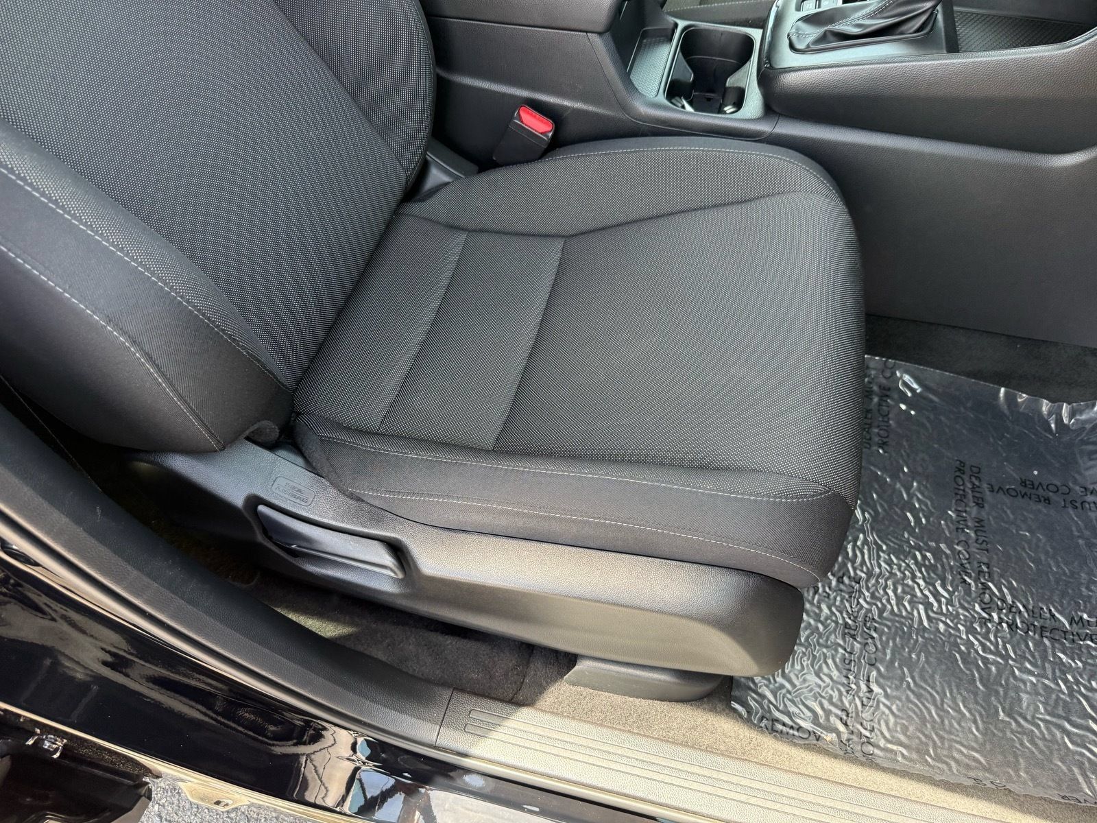 Used 2025 Honda CR-V LX image 31
