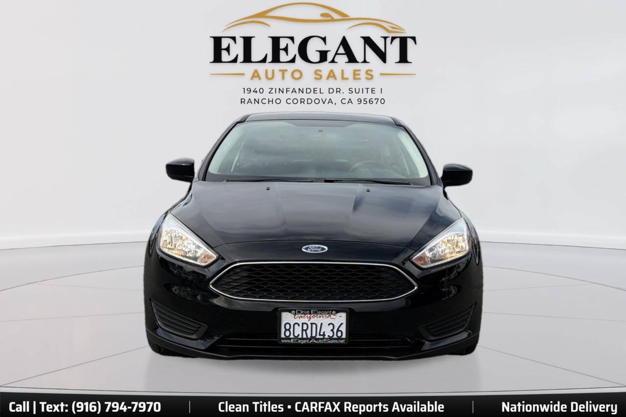 Used 2018 Ford Focus SE FWD image 3