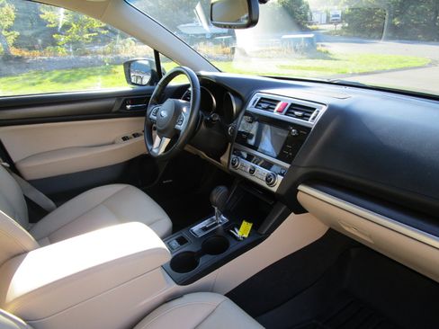 Used 2015 Subaru Legacy 2.5i Limited image 15