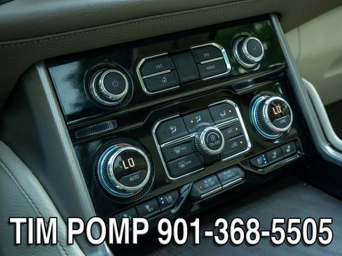 Used 2022 GMC Yukon Denali AWD/4WD image 24