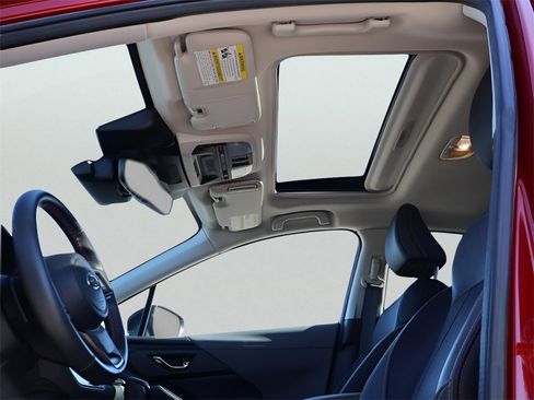 Used 2024 Subaru Crosstrek 2.5i Limited w/ Crosstrek Mirror Package image 37