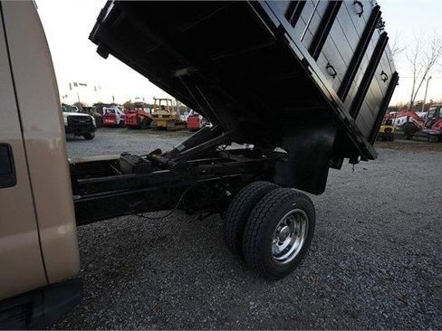 Used 2013 Ford F450 XL w/ Snow Plow Prep Pkg image 30