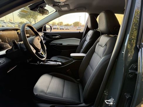 New 2026 Chevrolet Trax LT w/ Driver Confidence Package image 26