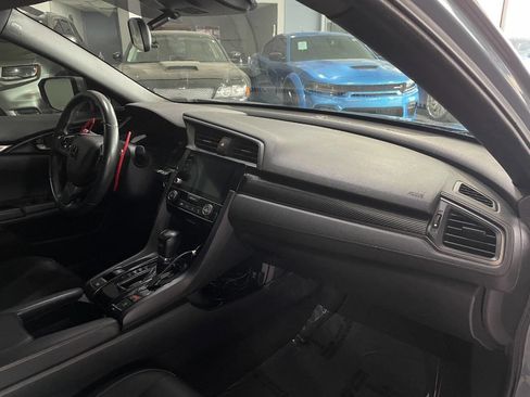Used 2020 Honda Civic Sport image 28