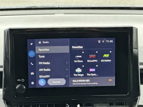 Used 2023 Toyota Corolla Cross SE image 12