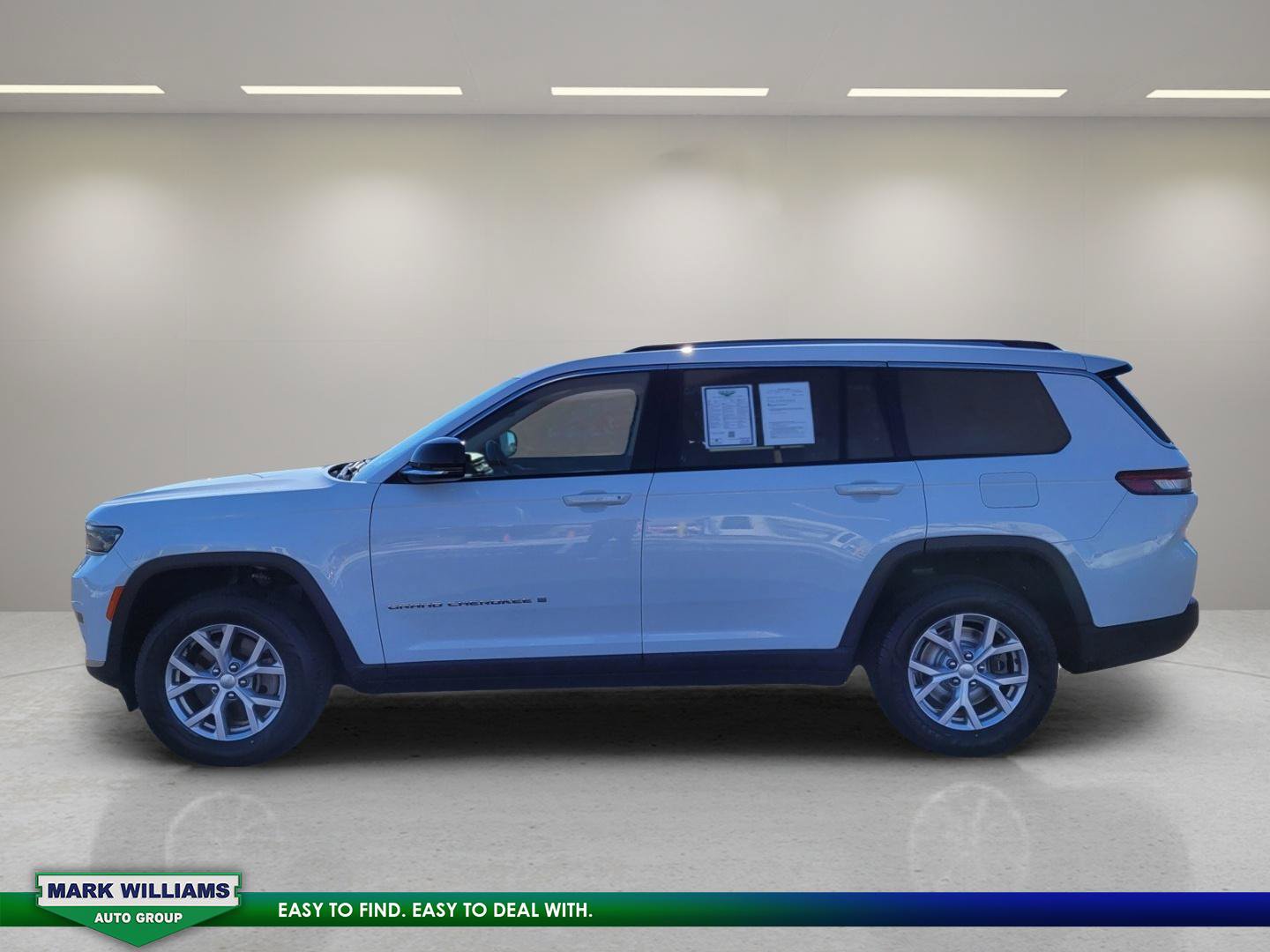 Used 2021 Jeep Grand Cherokee L Limited AWD/4WD image 7