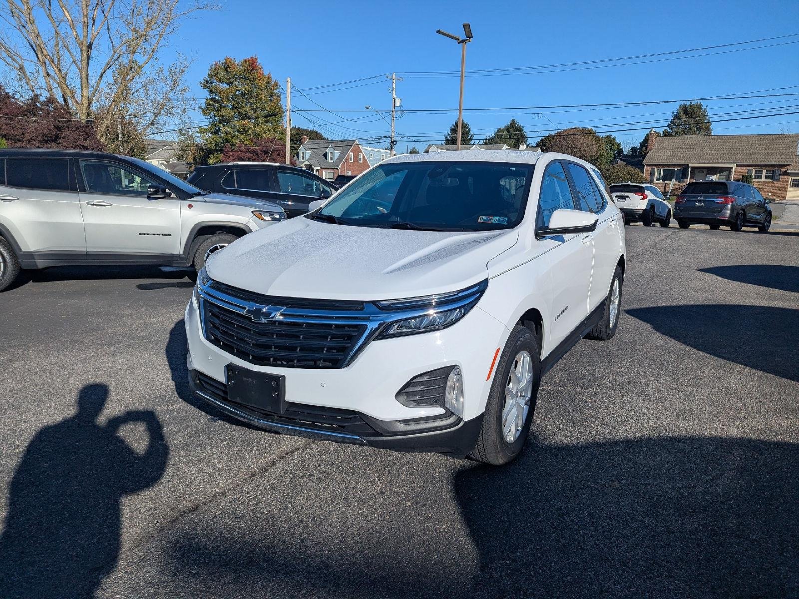 Used 2024 Chevrolet Equinox LT w/ LPO, Floor Liner Package AWD/4WD image 3