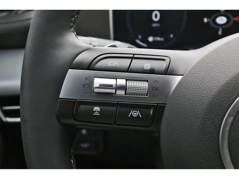 Certified 2025 Hyundai Sonata Limited FWD image 17