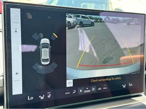 New 2026 Lexus ES 350e FWD image 10