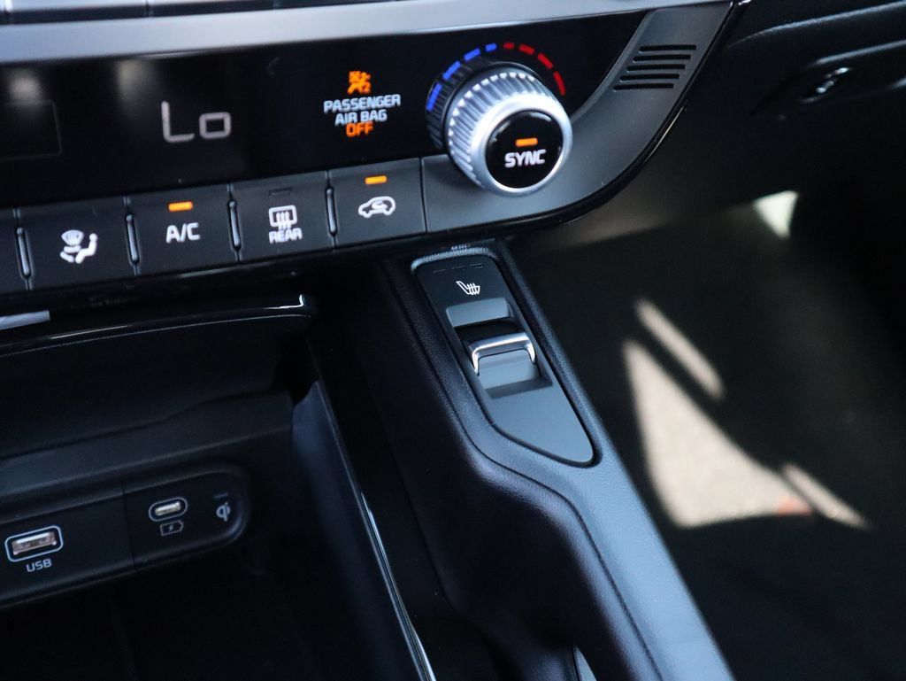 New 2025 Kia Telluride S FWD image 42