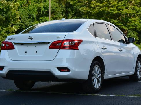 Used 2019 Nissan Sentra SV FWD image 5
