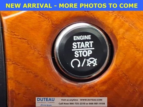 Used 2011 Jeep Grand Cherokee Overland image 17