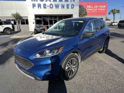 Used 2022 Ford Escape SE w/ Convenience Package image 2