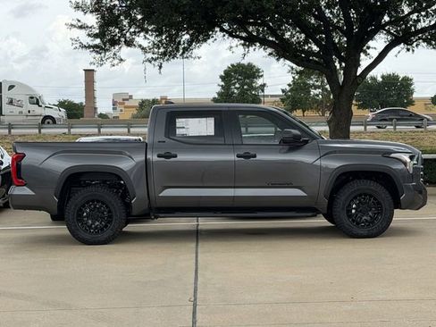 New 2026 Toyota Tundra SR5 AWD/4WD image 3