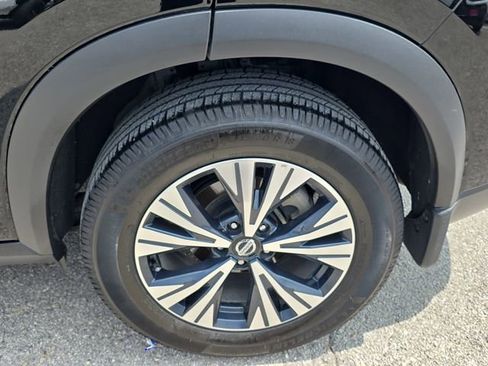 Used 2021 Nissan Rogue SV FWD image 31