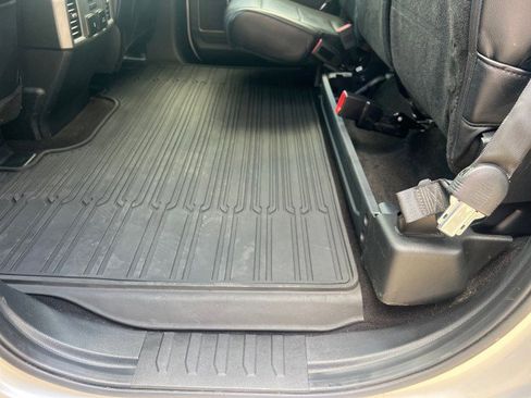 Used 2019 Ford F150 Raptor w/ Equipment Group 802A Luxury image 38