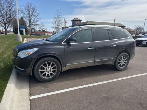 Used 2017 Buick Enclave Leather w/ Trailering Package image 4