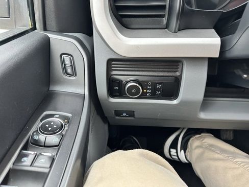 Used 2023 Ford F250 XLT image 13