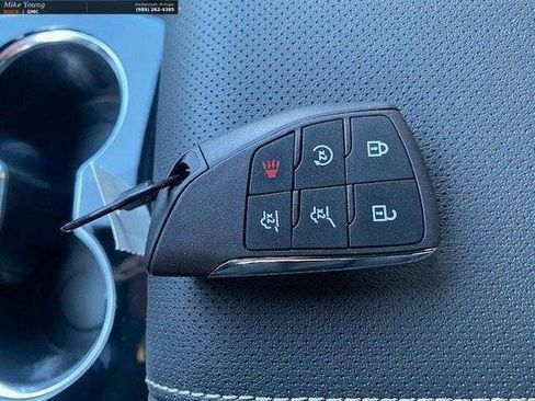 New 2026 GMC Yukon XL Elevation w/ Elevation Premium Package image 27