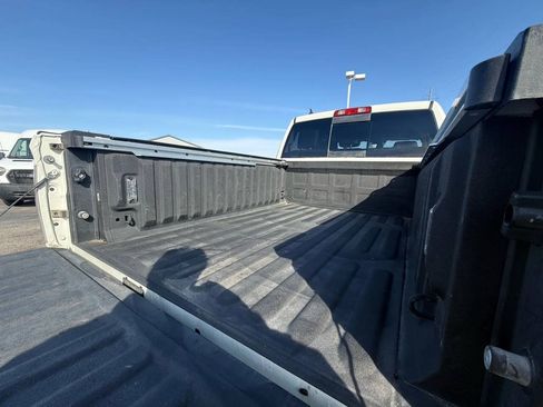 Used 2018 RAM 1500 Laramie w/ Convenience Group AWD/4WD image 34