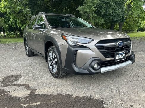 Certified 2024 Subaru Outback Limited AWD/4WD image 2