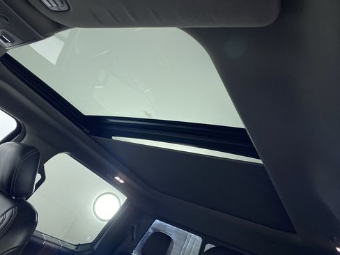 Used 2019 Ford F150 Lariat image 10