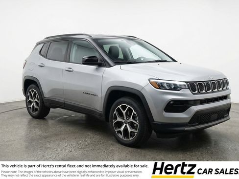 Used 2025 Jeep Compass Limited image 1