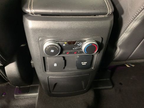 Used 2023 Ford Explorer Limited w/ Equipment Group 301A image 37