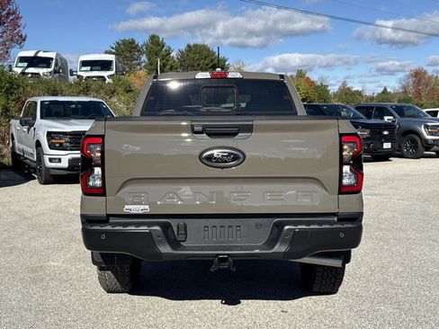 New 2025 Ford Ranger Lariat w/ Black Appearance Package image 8