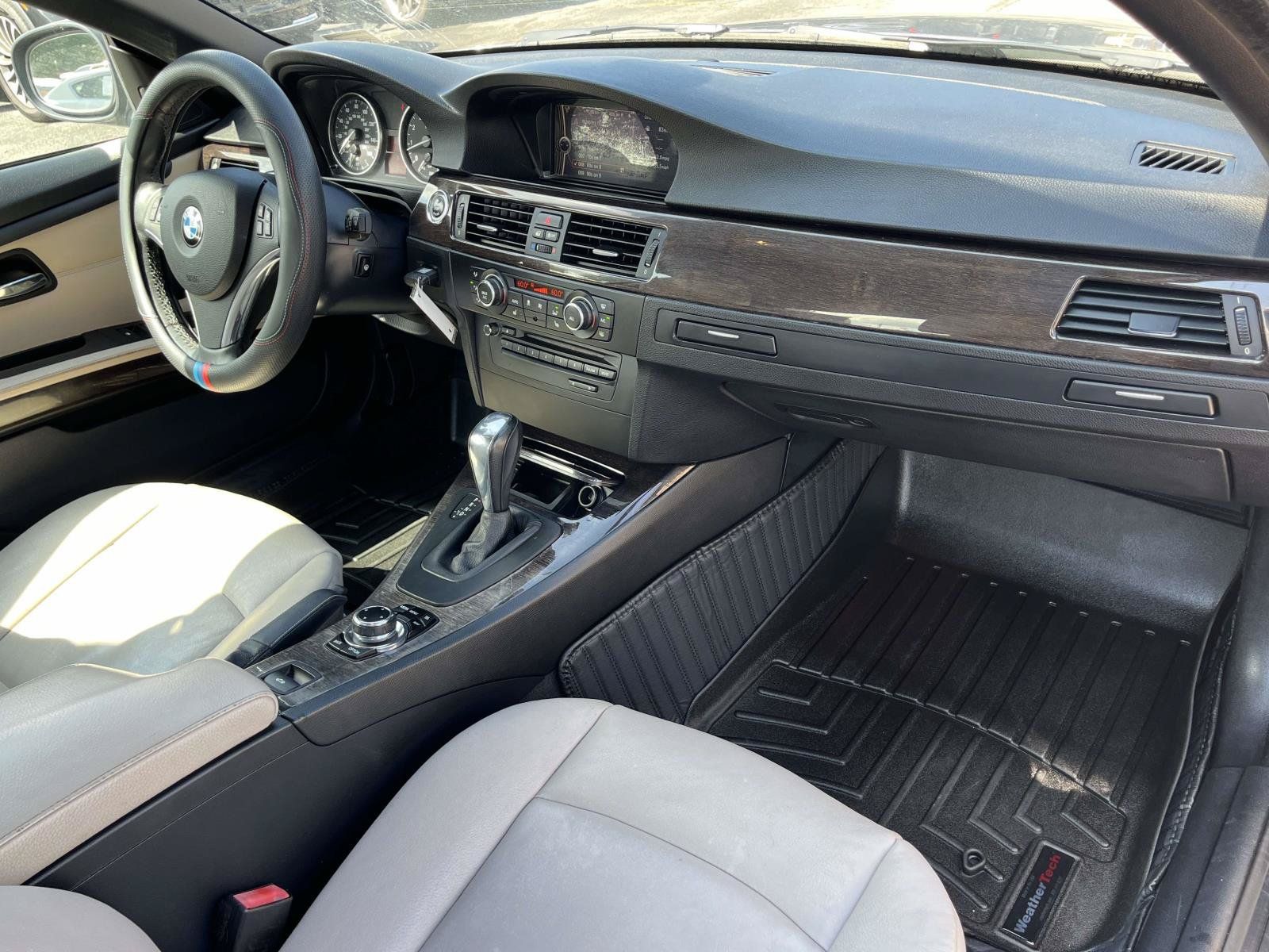 Used 2013 BMW 328i Convertible RWD image 21