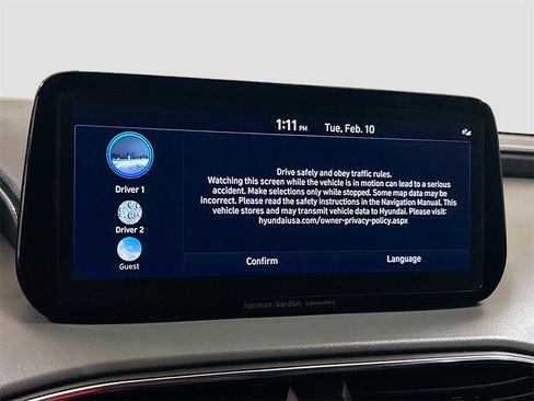 Used 2023 Hyundai Santa Fe SEL w/ Premium Package image 13